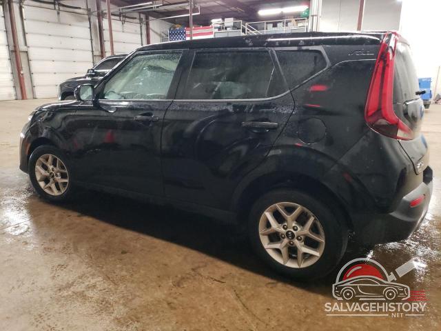 KNDJ23AU5L7025618 2020 KIA SOUL photo no. 2