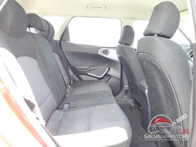 KNDJ23AU2M7781165 2021 KIA SOUL photo no. 11