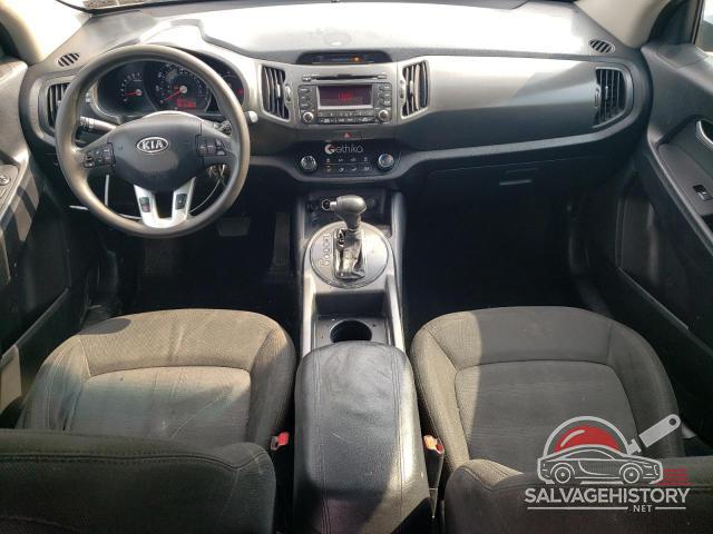 KNDPBCA21C7228370 2012 KIA SPORTAGE photo no. 8