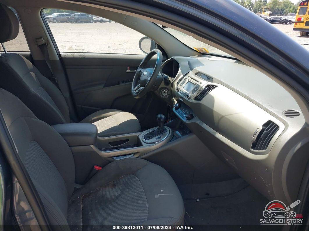 KNDPBCAC2E7571412 2014 KIA SPORTAGE photo no. 5