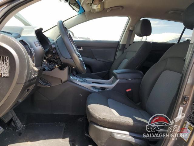 KNDPBCAC8F7684816 2015 KIA SPORTAGE photo no. 7