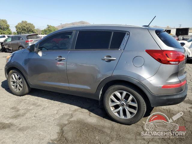 KNDPB3AC1G7795936 2016 KIA SPORTAGE photo no. 2