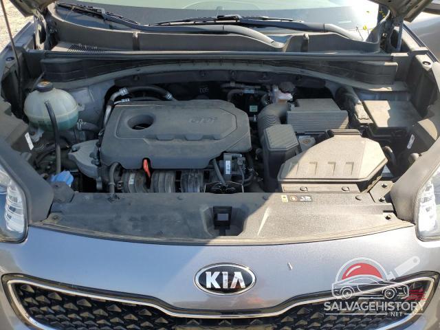 KNDPMCAC6J7404782 2018 KIA SPORTAGE photo no. 12