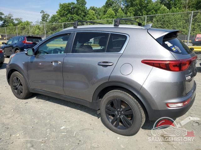 KNDPMCAC6J7404782 2018 KIA SPORTAGE photo no. 2