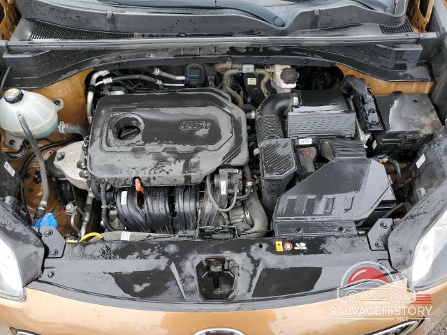KNDPMCAC0K7501820 2019 KIA SPORTAGE photo no. 12