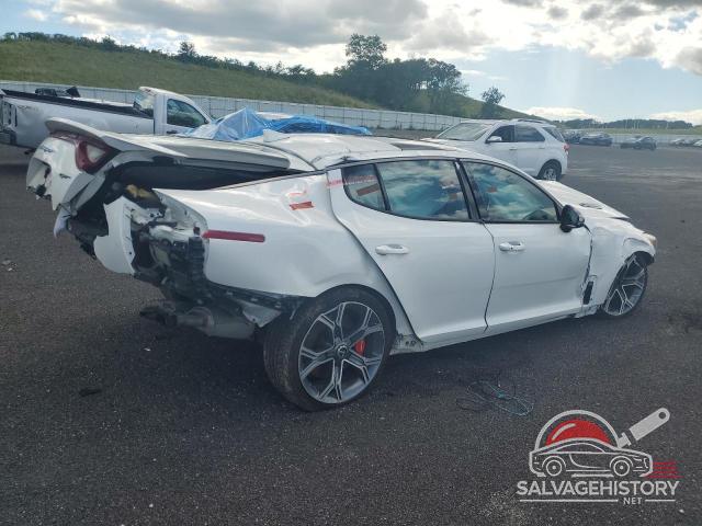 KNAE45LC4L6073867 2020 KIA STINGER photo no. 3