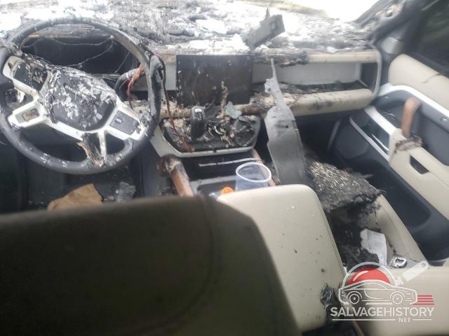 SALEJFFUXR2293108 2024 LAND ROVER DEFENDER photo no. 8