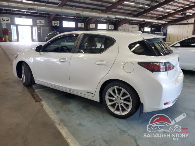 JTHKD5BH7D2160317 2013 LEXUS CT 200 photo no. 2