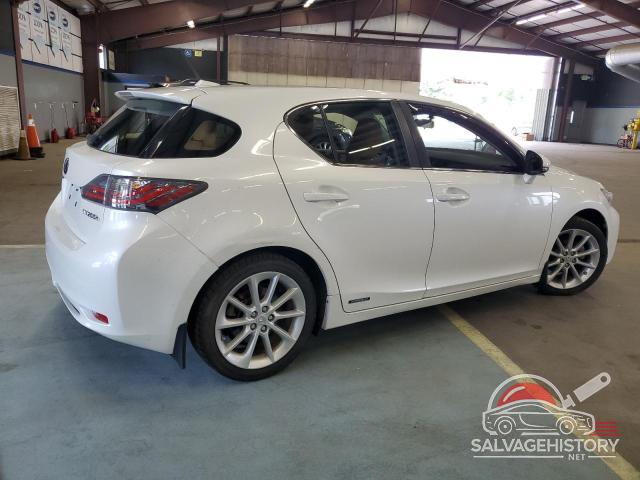 JTHKD5BH7D2160317 2013 LEXUS CT 200 photo no. 3