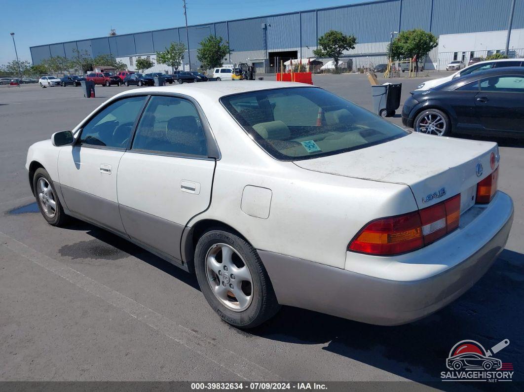 JT8BF28G9X5063498 1999 LEXUS ES 300 photo no. 3
