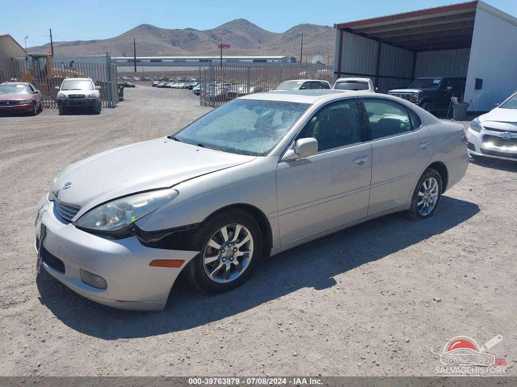 JTHBF30G925018622 2002 LEXUS ES 300 photo no. 2