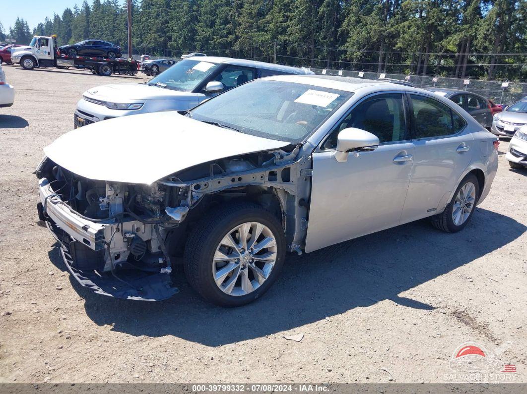 JTHBW1GG6D2029155 2013 LEXUS ES 300H photo no. 2