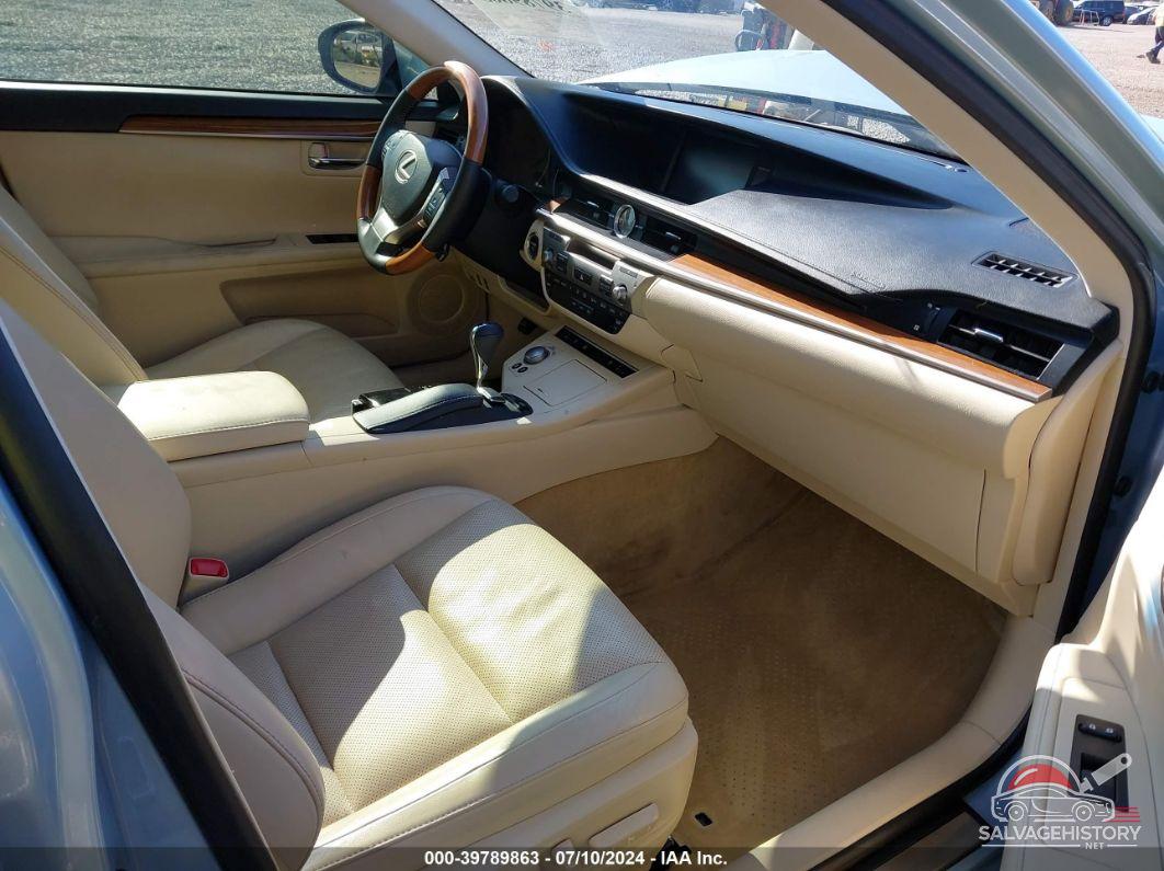 JTHBW1GG7D2031836 2013 LEXUS ES 300H photo no. 5