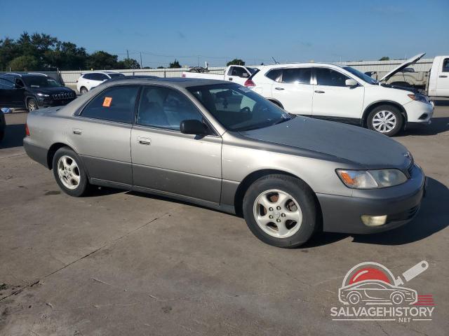 JT8BF28G3X0163206 1999 LEXUS ES300 photo no. 4