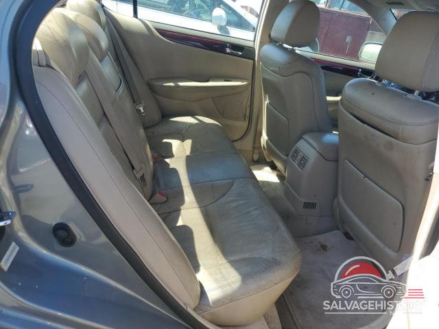 JTHBF30G320066517 2002 LEXUS ES300 photo no. 10