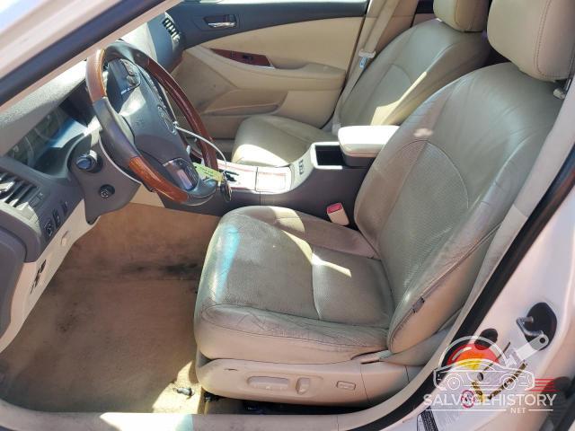 JTHBK1EG4B2470018 2011 LEXUS ES350 photo no. 7