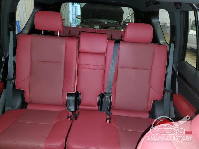 JTJAM7BX2P5357900 2023 LEXUS GX photo no. 10