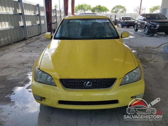 JTHBD192X20040000 2002 LEXUS IS photo no. 5
