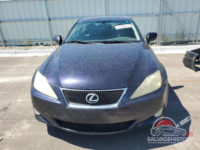 JTHCK262885026614 2008 LEXUS IS photo no. 5