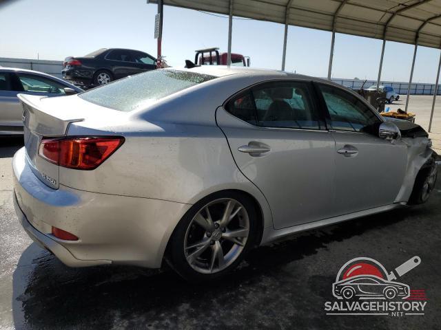 JTHBF5C27A5127039 2010 LEXUS IS photo no. 3