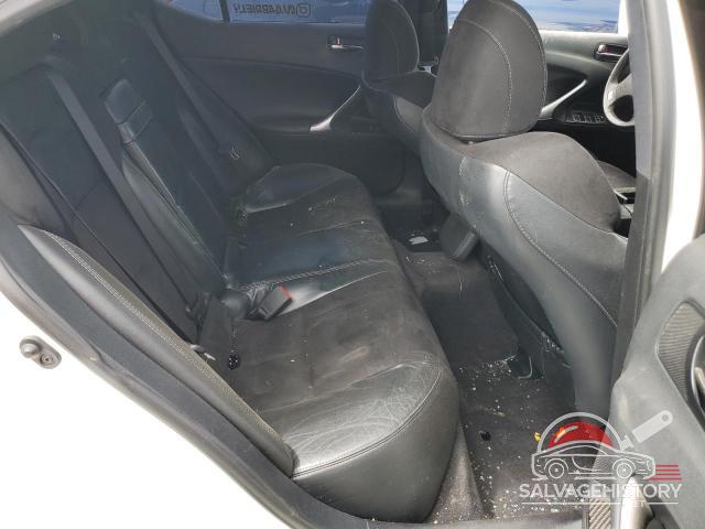 JTHBF5C22B5136748 2011 LEXUS IS photo no. 10