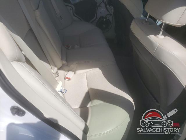 JTHBF5C29B5148332 2011 LEXUS IS photo no. 10