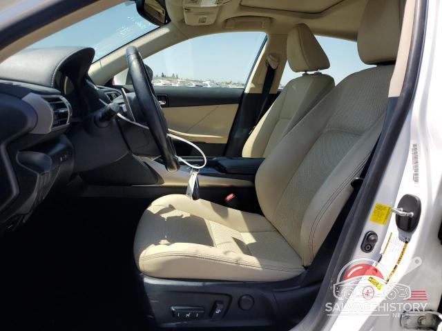 JTHBA1D27G5031958 2016 LEXUS IS photo no. 7