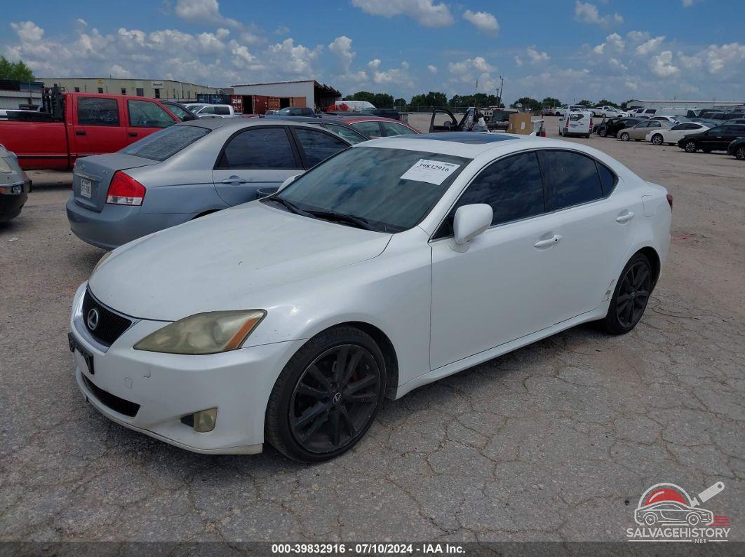 JTHBK262185070434 2008 LEXUS IS 250 photo no. 2