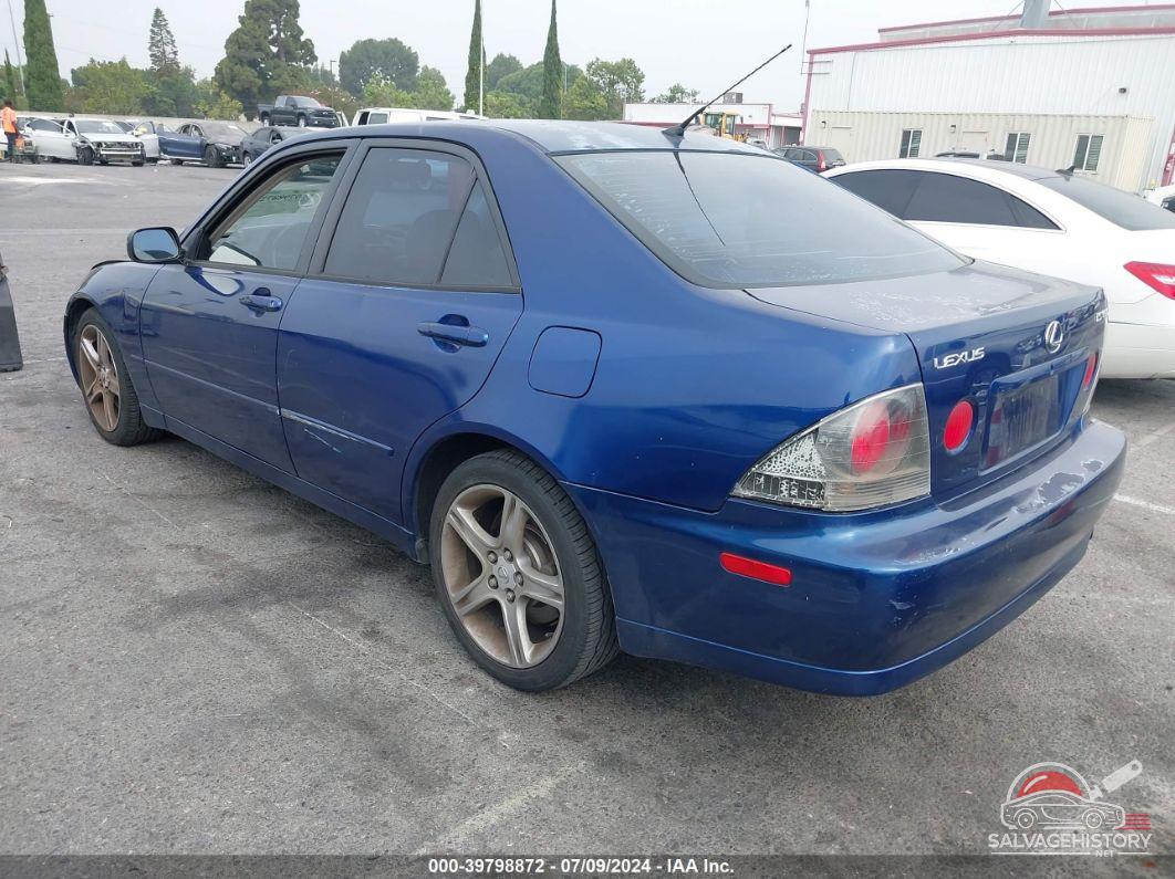 JTHBD182510032077 2001 LEXUS IS 300 photo no. 3