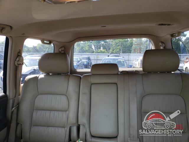 JTJHT00W864009476 2006 LEXUS LX470 photo no. 10