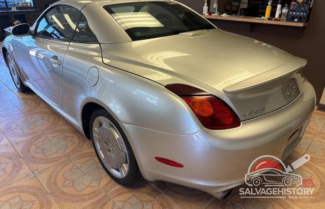 JTHFN48Y320024825 2002 LEXUS SC430 photo no. 3