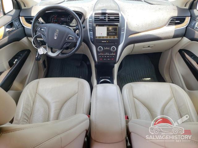 5LMCJ2C91GUJ30929 2016 LINCOLN MKC photo no. 8