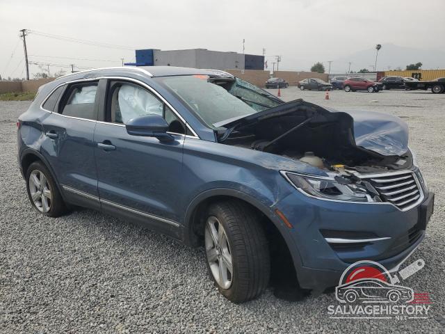 5LMCJ1D96JUL22542 2018 LINCOLN MKC photo no. 4