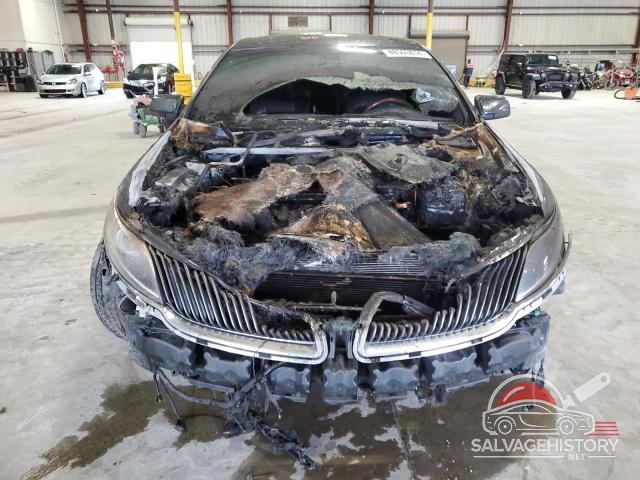 1LNHL9DK4DG614911 2013 LINCOLN MKS photo no. 5