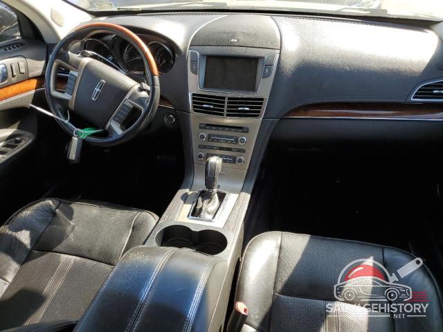 2LMHJ5AT3CBL52370 2012 LINCOLN MKT photo no. 8