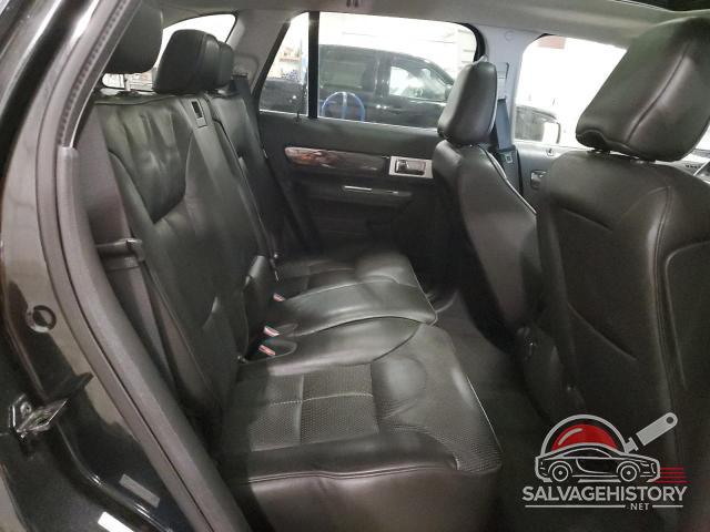 2LMDJ8JC4ABJ17392 2010 LINCOLN MKX photo no. 11