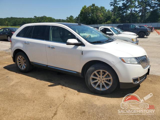 2LMDJ6JKXDBL49186 2013 LINCOLN MKX photo no. 4