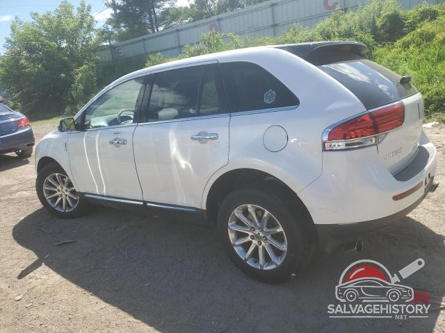 2LMDJ8JK2DBL18879 2013 LINCOLN MKX photo no. 2