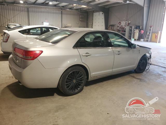 3LNHL2GC9AR609333 2010 LINCOLN MKZ photo no. 3