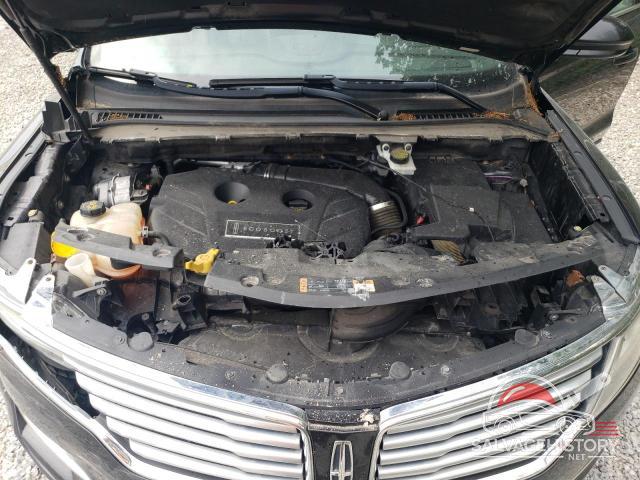 5LMCJ1A95FUJ37944 2015 LINCOLN MKZ photo no. 12