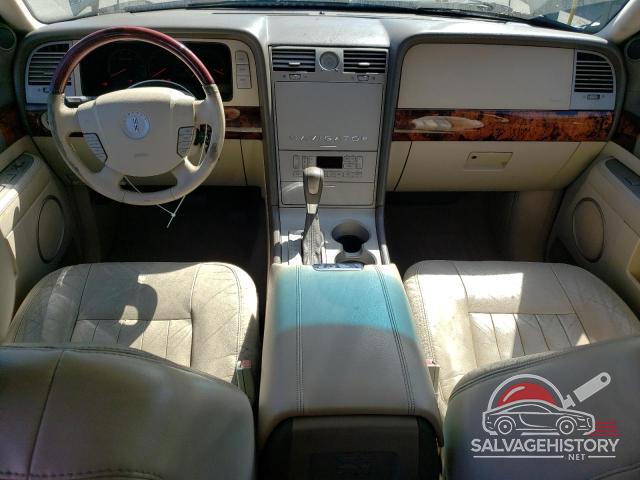 5LMFU27R14LJ33068 2004 LINCOLN NAVIGATOR photo no. 8