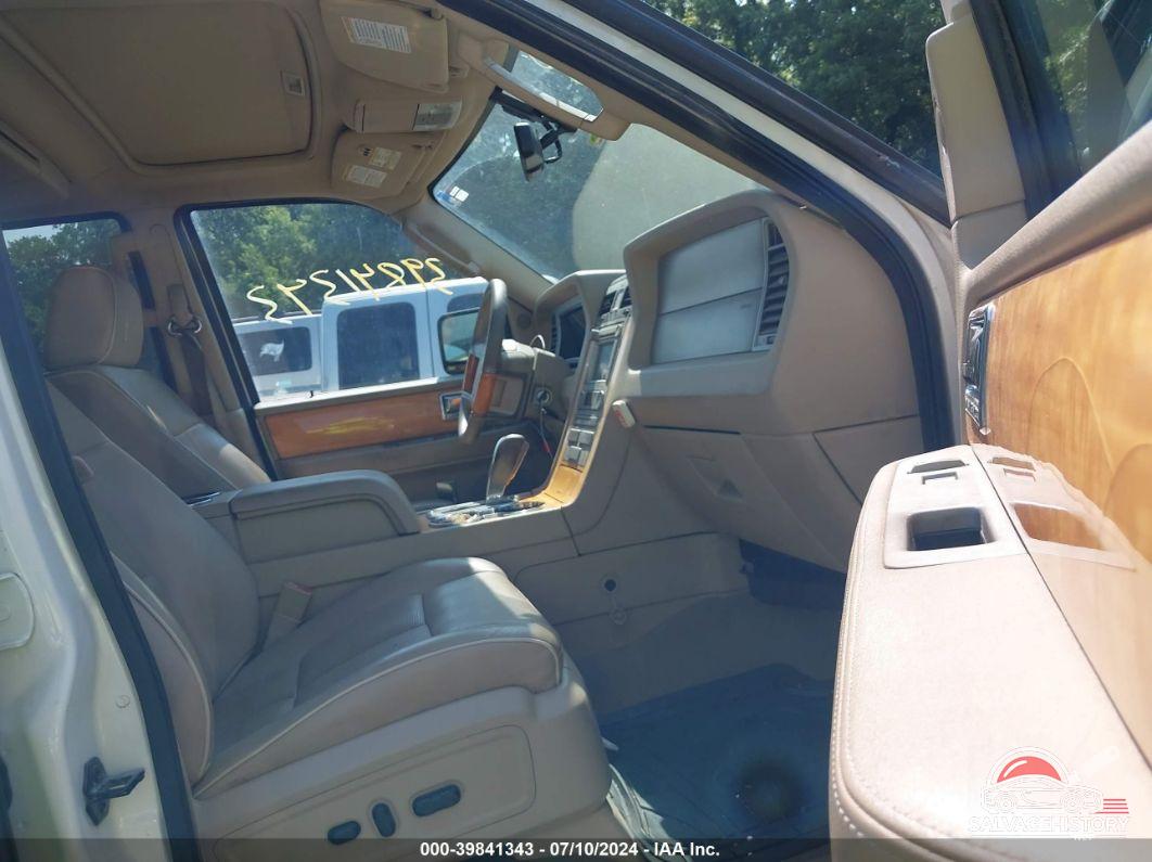 5LMFU28598LJ14494 2008 LINCOLN NAVIGATOR photo no. 5