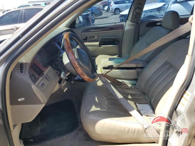 1LNHM81W03Y658217 2003 LINCOLN TOWNCAR photo no. 7