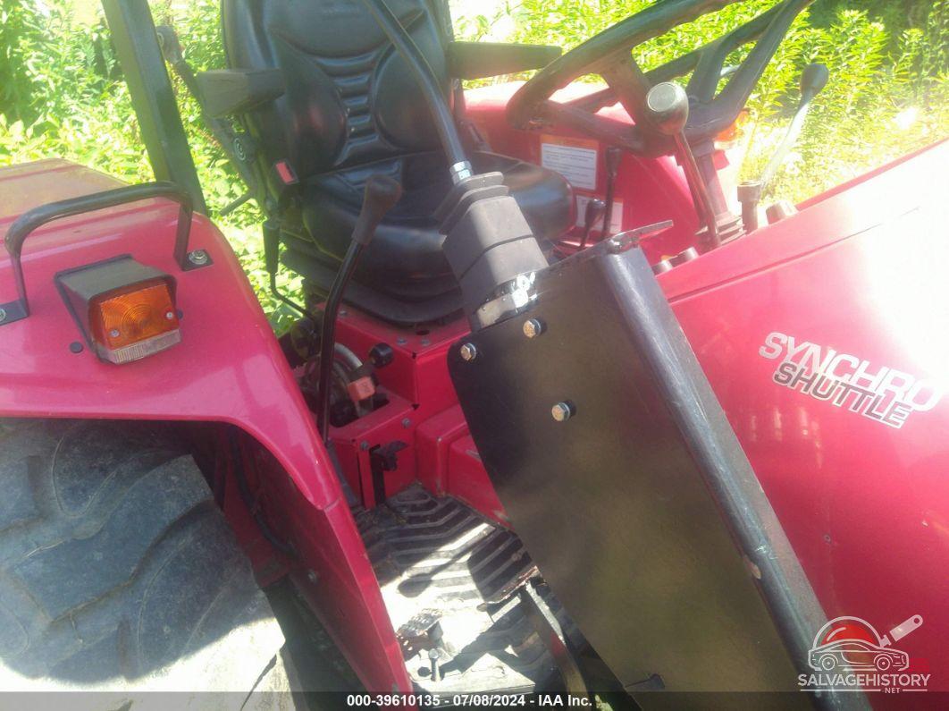 USMN1676 2011 MAHINDRA 4530 TRACTOR photo no. 8