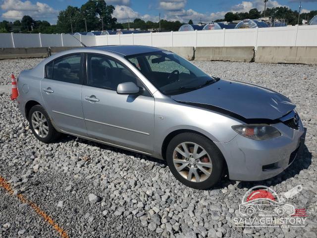 JM1BK12F671731417 2007 MAZDA 3 photo no. 4