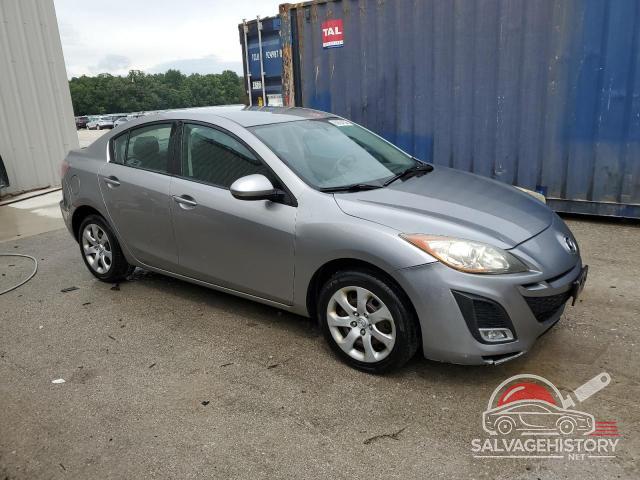 JM1BL1UG2B1378590 2011 MAZDA 3 photo no. 4