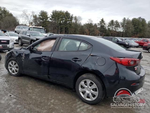3MZBN1U77JM244473 2018 MAZDA 3 photo no. 2