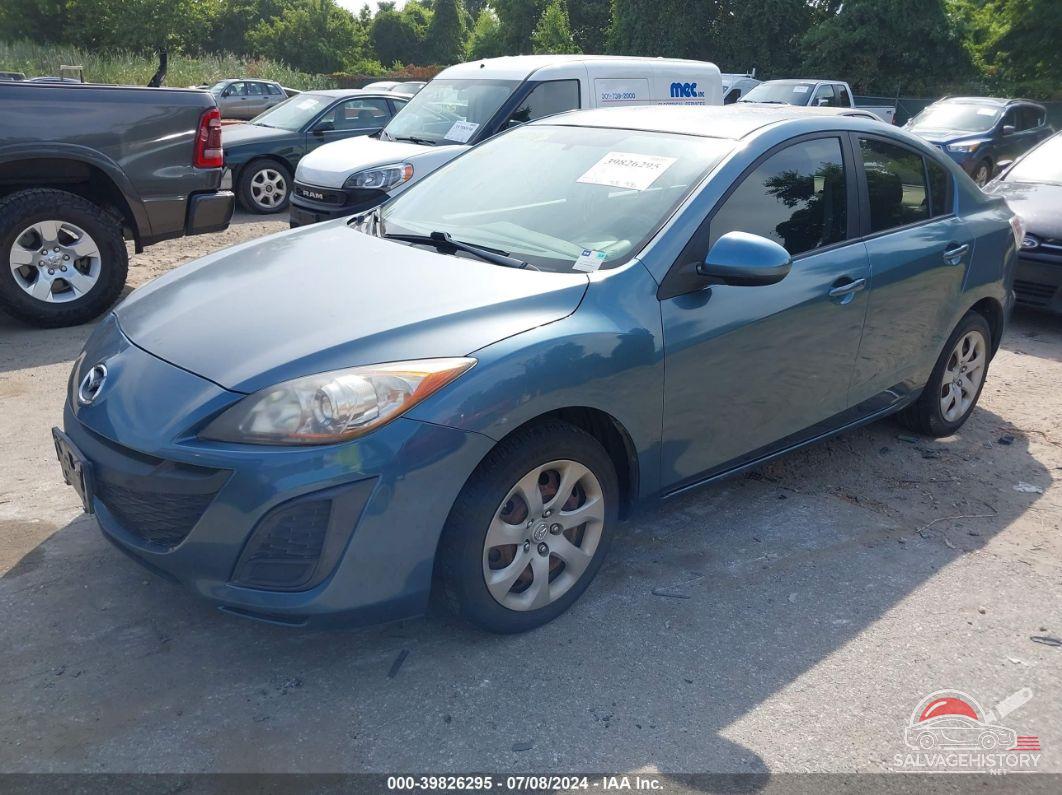 JM1BL1UGXB1900026 2011 MAZDA MAZDA3 photo no. 2