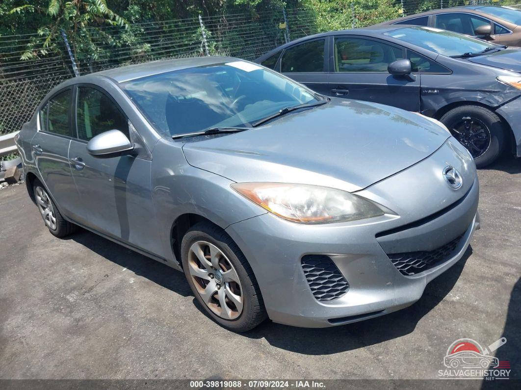 JM1BL1UF1C1552383 2012 MAZDA MAZDA3 photo no. 12