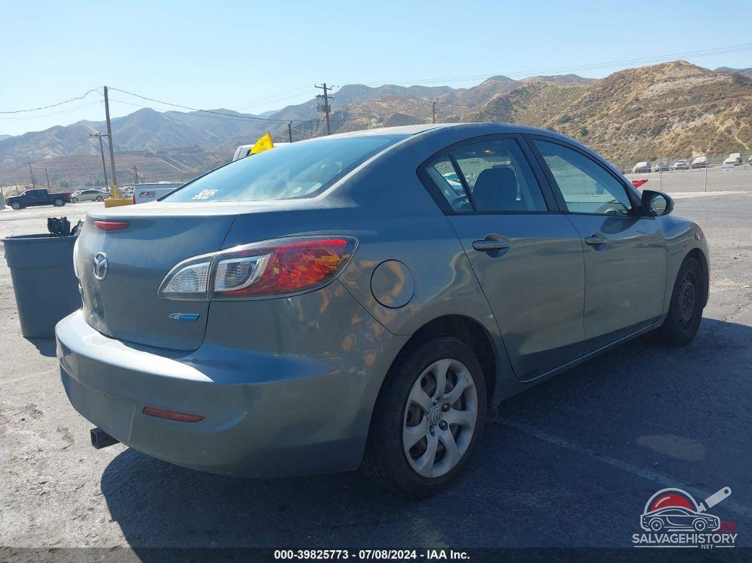 JM1BL1UP2D1816091 2013 MAZDA MAZDA3 photo no. 4